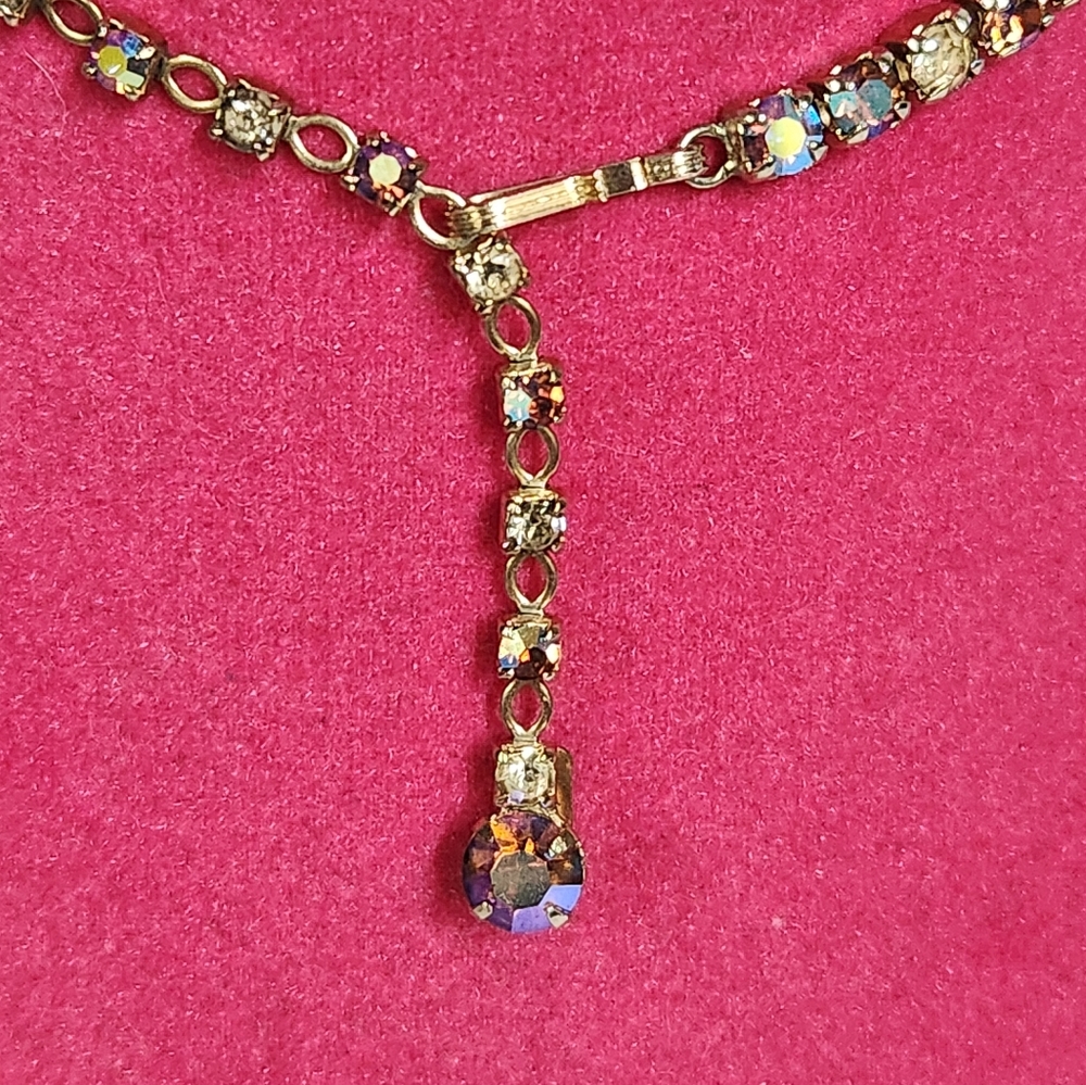 Sherman crystal necklace features blue, pink, purple, brown aurora borealis - Picture 11 of 11